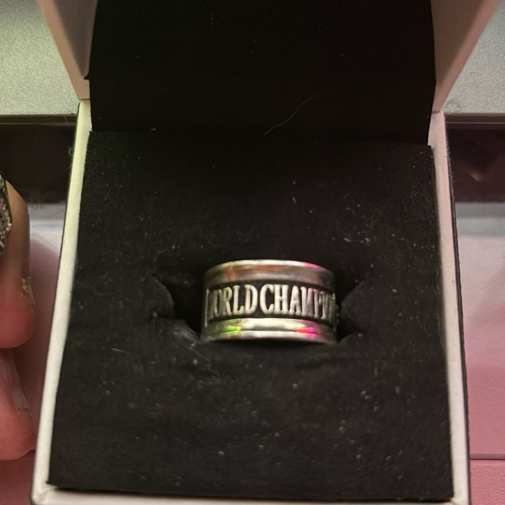 Cheer worlds ring 2023 sz 8